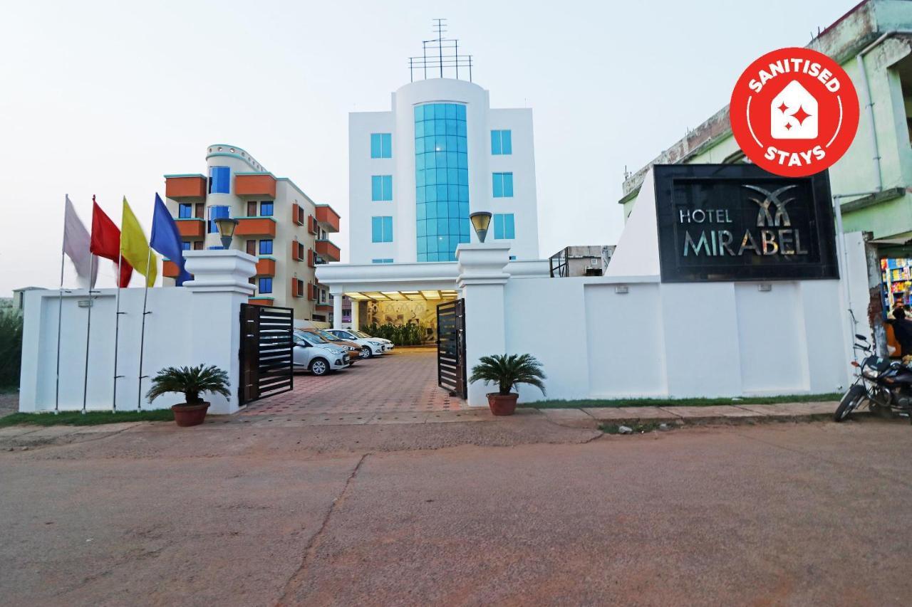 Capital O 40848 Hotel Mirabel Kupand Esterno foto